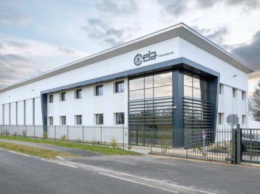 BUREAUX ET ATELIERS, Construction pour une entreprise italienne