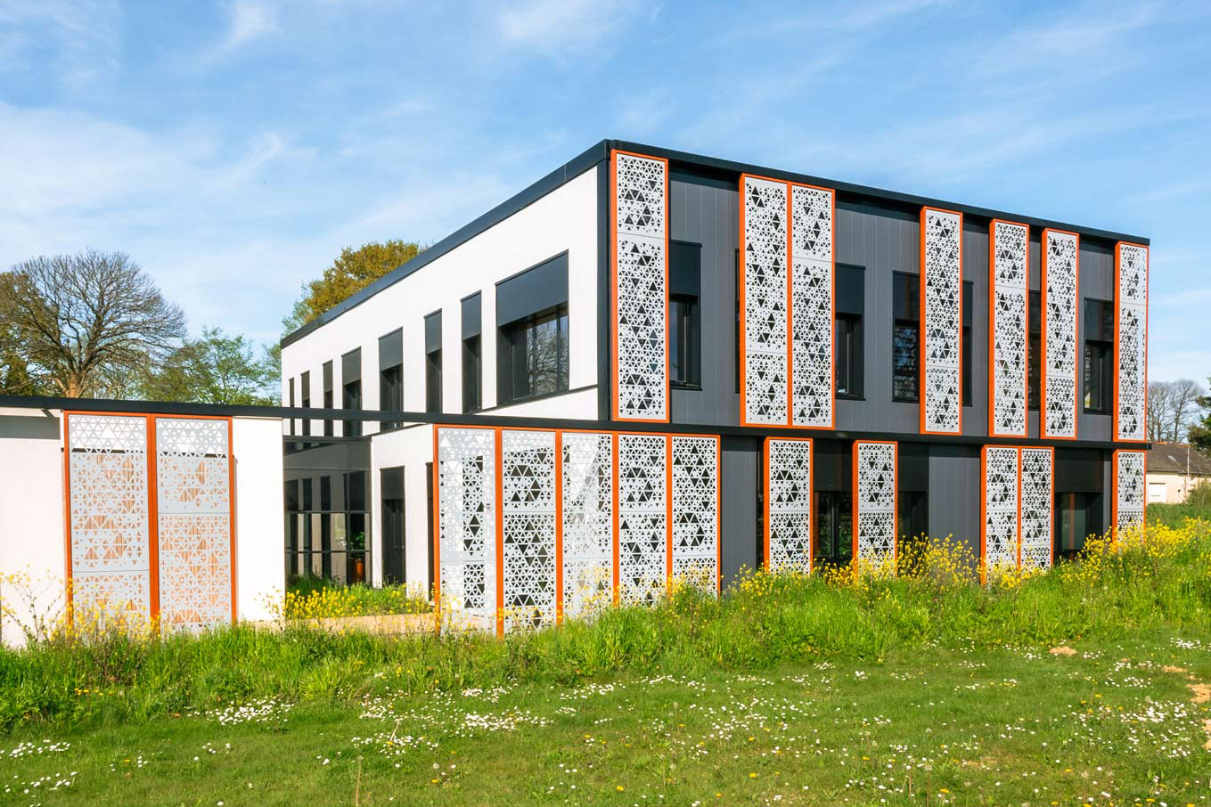 SIÈGE SOCIAL, Extension d’un cabinet de géomètre-experts