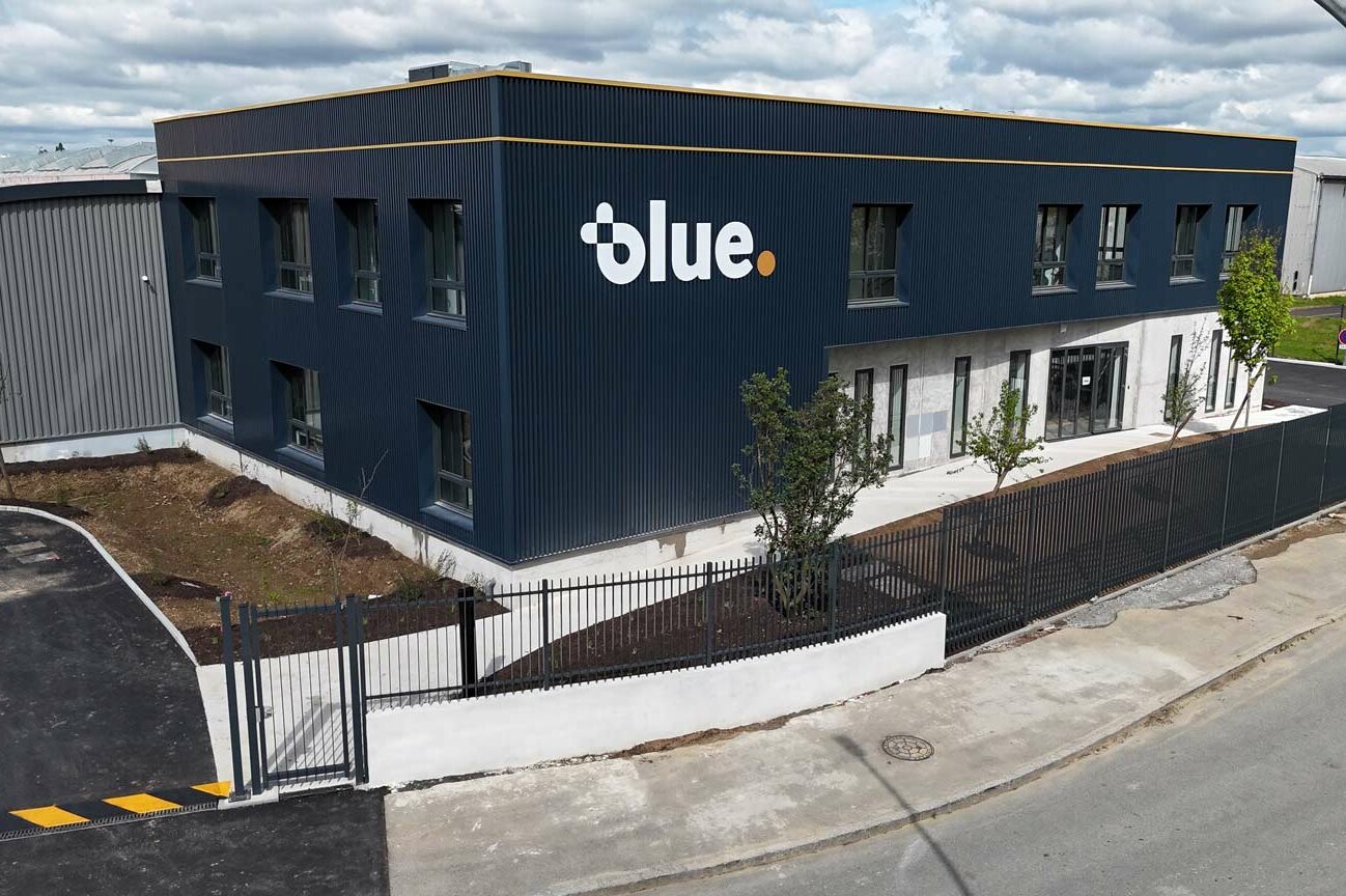 DATA CENTER, transformation d’une halle industrielle et création de bureaux