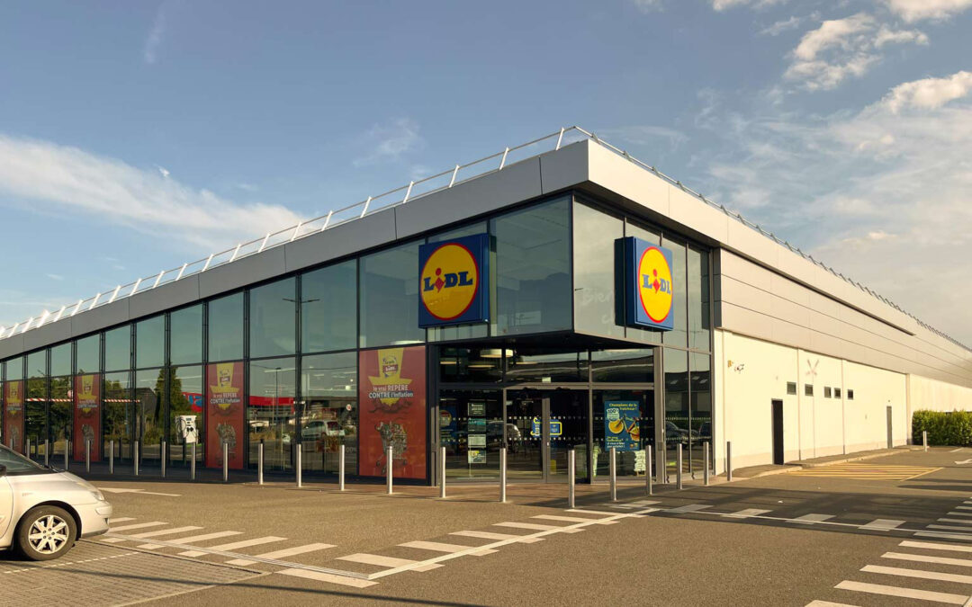 COMMERCE, Construction de magasins de grande distribution